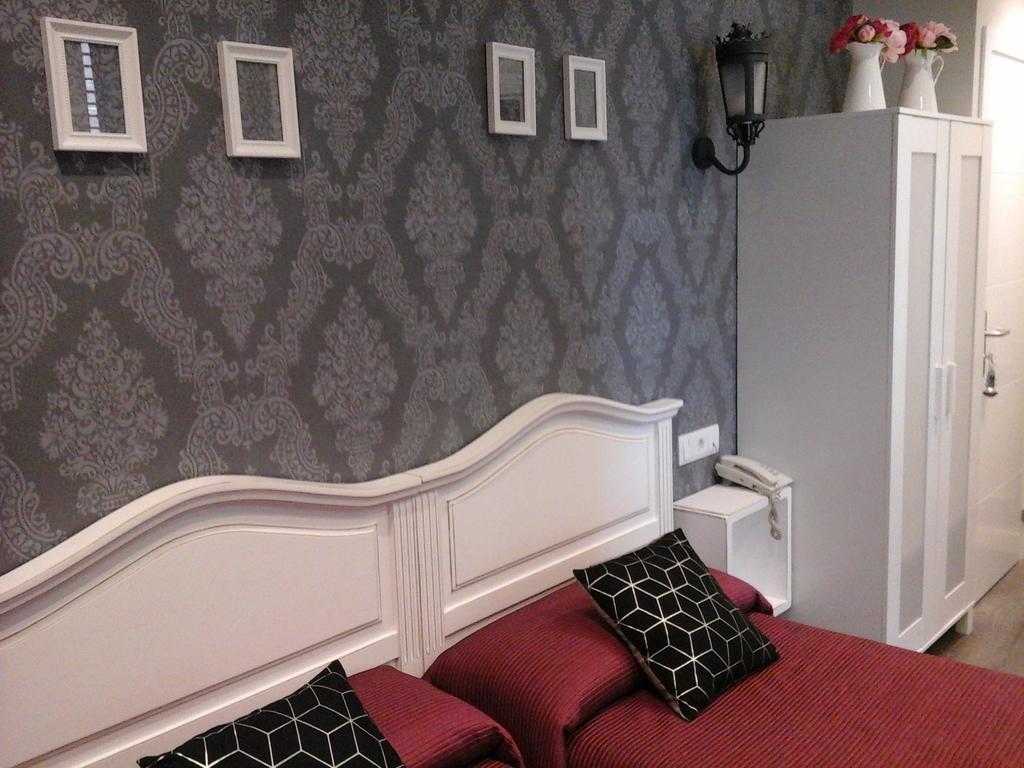 Hostal Don Alfonso Madrid Kültér fotó