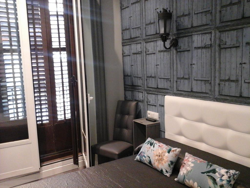 Hostal Don Alfonso Madrid Kültér fotó