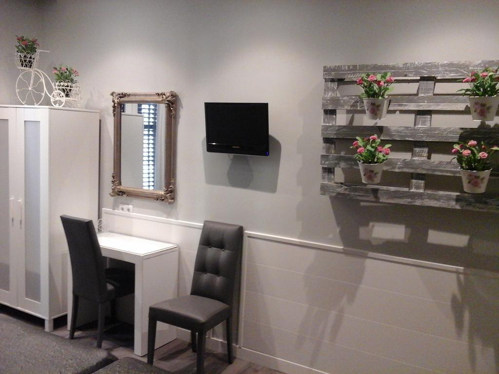 Hostal Don Alfonso Madrid Kültér fotó