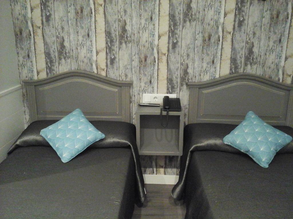 Hostal Don Alfonso Madrid Kültér fotó